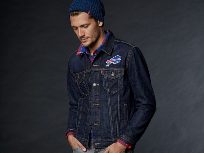 levis-nfl-denim-trucker-jacket